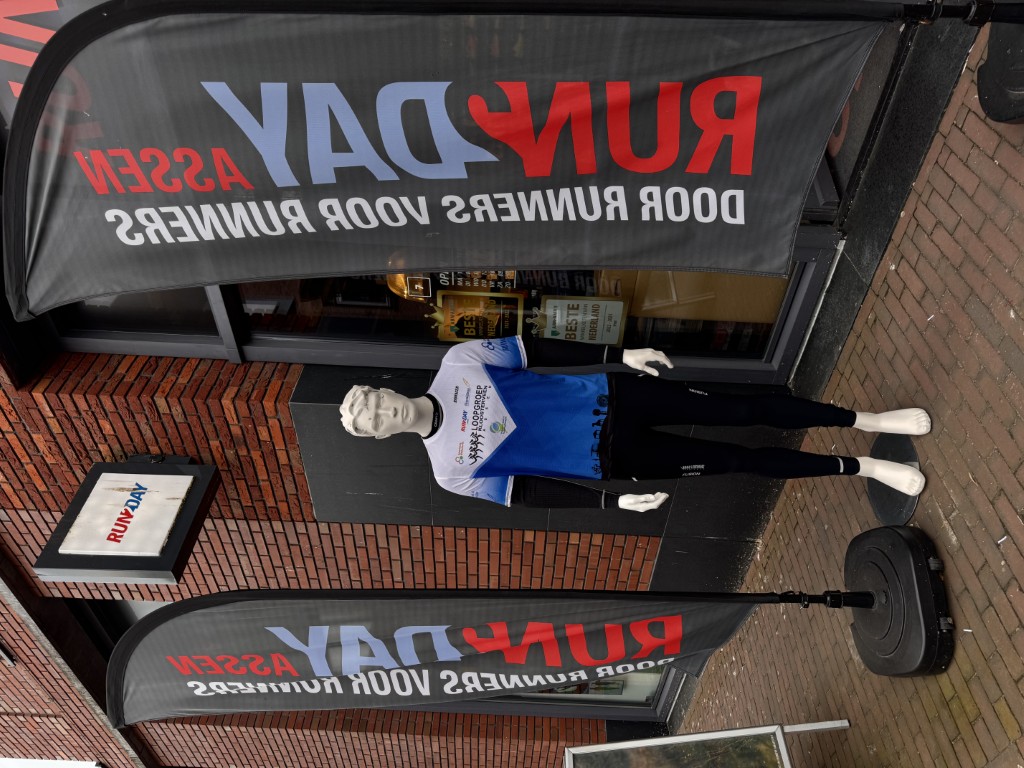 Wintervariant evenshirt zwartonderschirt 1